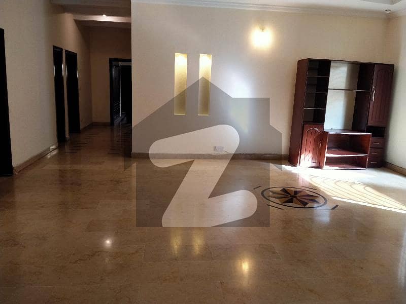 G-11/3 Full House 3 Bed Tiles Floor For Rent