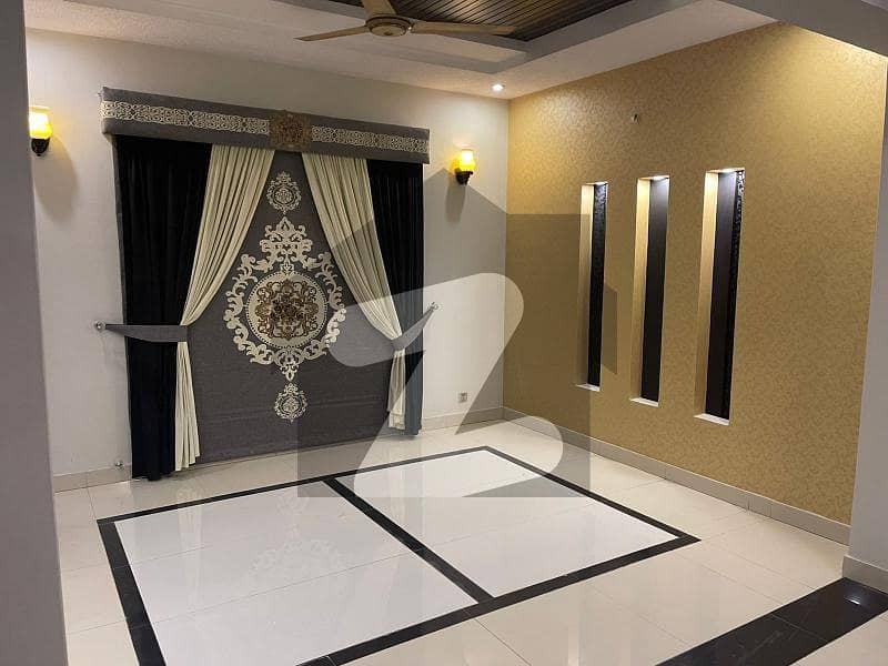 5 Marla Upper Portion On Rent Available In Bahria Town Lahore