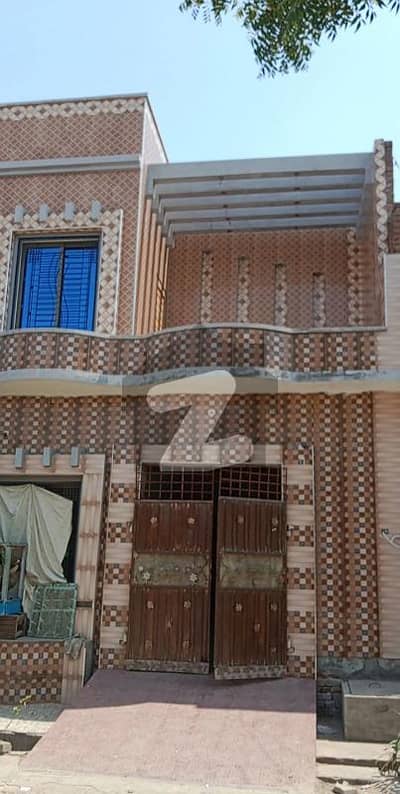 صدر فیصل آباد میں 5 کمروں کا 4 مرلہ مکان 49.5 لاکھ میں برائے فروخت۔