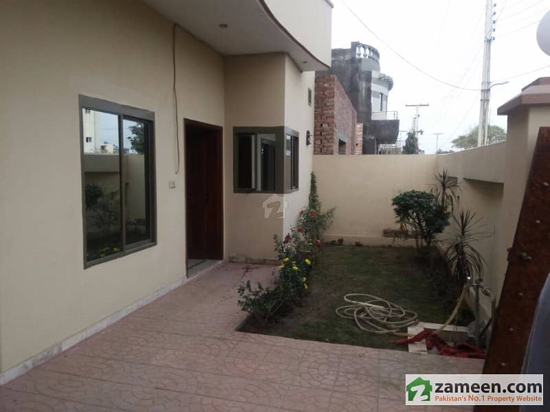 9 Marla Double Storey House For Sale