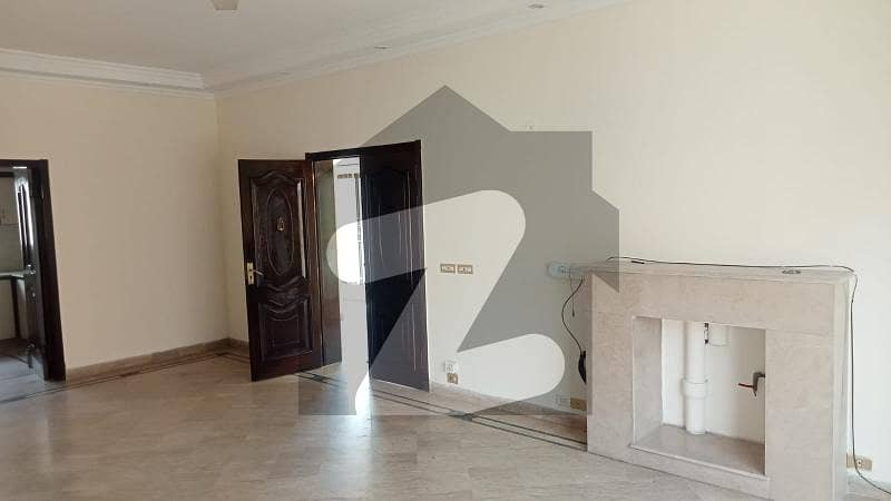 Kanal 3 Bed Upper Portion For Rent In Dha Phase 04 Lahore