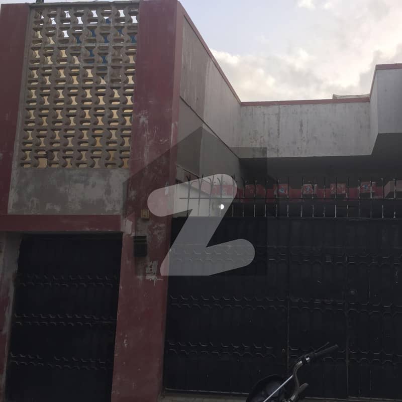 200 YARDS DEMOLISH HOUSE FOR SALE North Nazimabad Block J, North