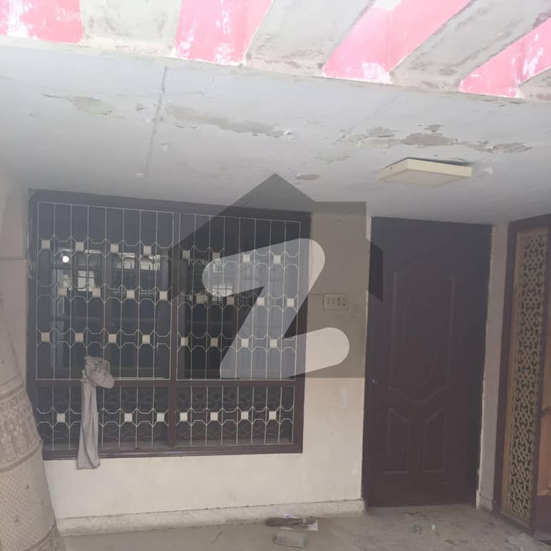 200 YARDS DEMOLISH HOUSE FOR SALE North Nazimabad Block J, North