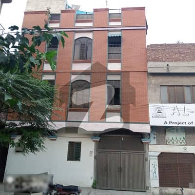 ٹاؤن شپ ۔ سیکٹر بی2 ٹاؤن شپ لاہور میں 10 کمروں کا 3 مرلہ عمارت 1.75 کروڑ میں برائے فروخت۔
