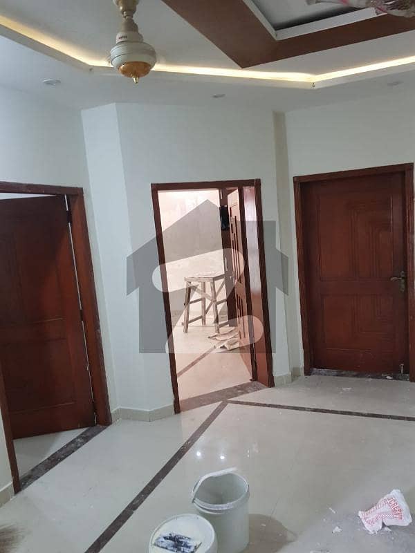 10 Marla Good Excellent Condition Upper Portion For Rent In Chambelli Block Bahria Town Lahore