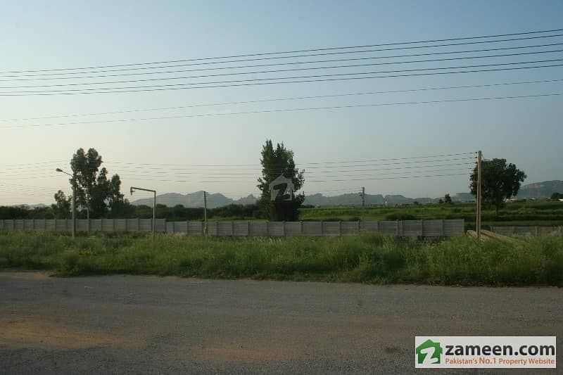 50x90 Plot Available For Sale