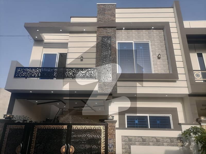 House For Grabs In 3.5 Marla Sahiwal