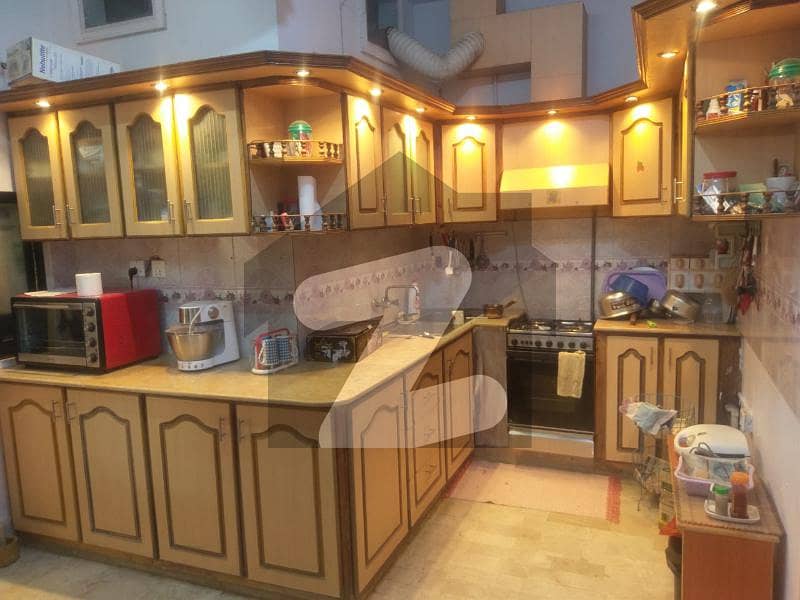 Well-constructed House Available For sale In Abid Town