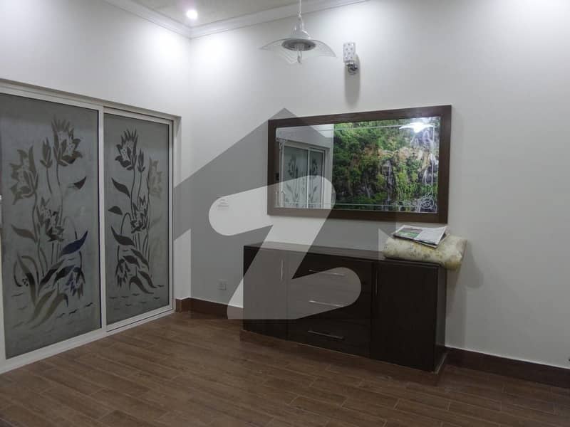 House Of 2475 Square Feet Is Available For Rent In Khadim Hussain Road