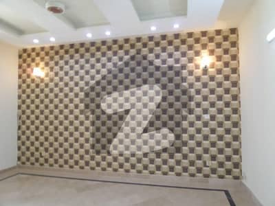 2475 Square Feet House For rent In Khadim Hussain Road