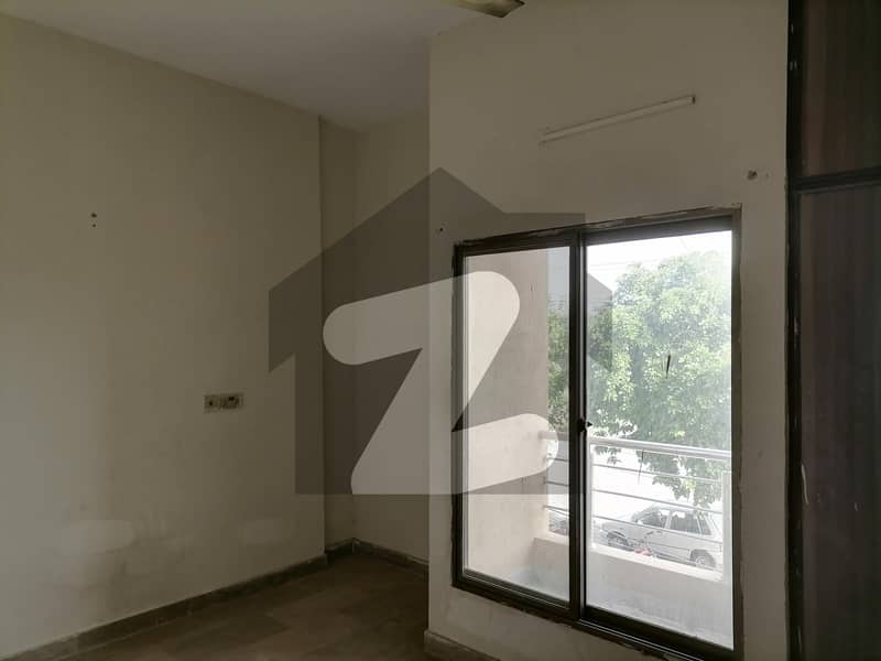 4.25 Marla Flat For rent In Valencia - Block H