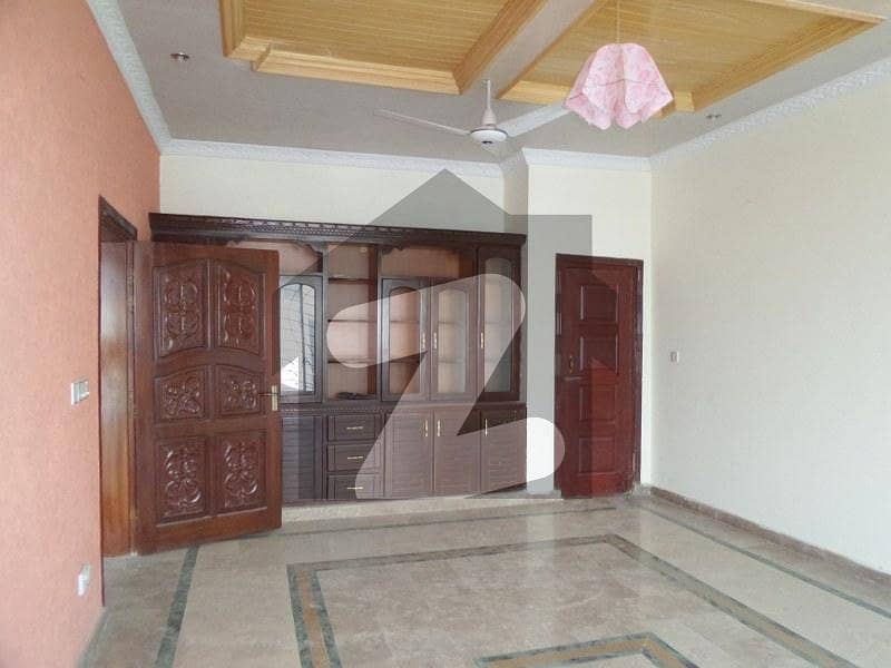 House For sale Is Readily Available In Prime Location Of Gulshan-e-Iqbal