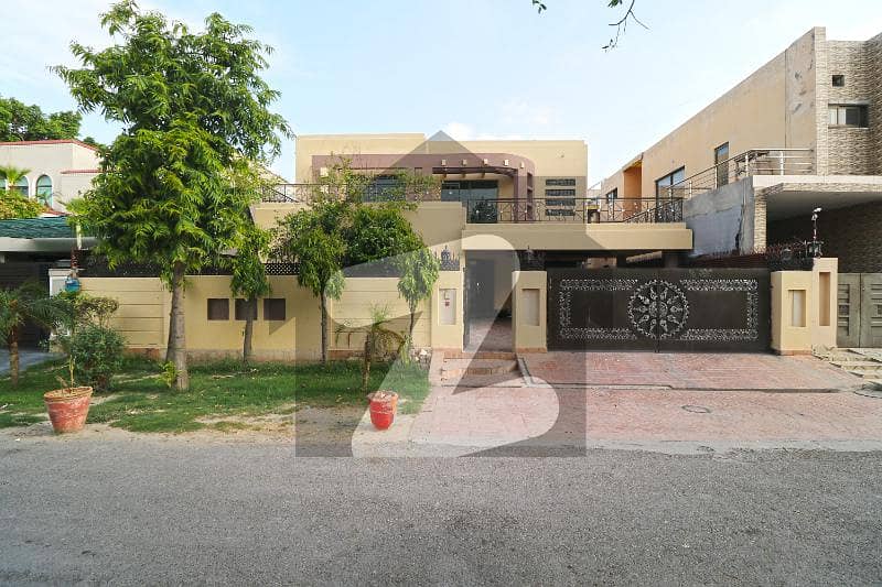1 Kanal House With Swimming Pool Available For Rent In Very Reasonable Price At Prime Location Of Dha Phase 4