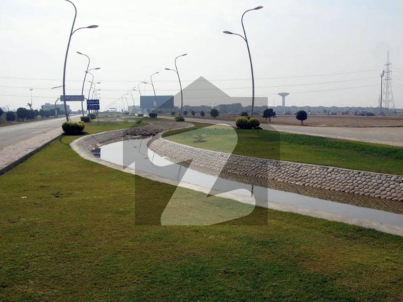 16 MARLA PLOT IS AVAILABLE FOR SALE IN GULNISHAN PARK SOCIETY