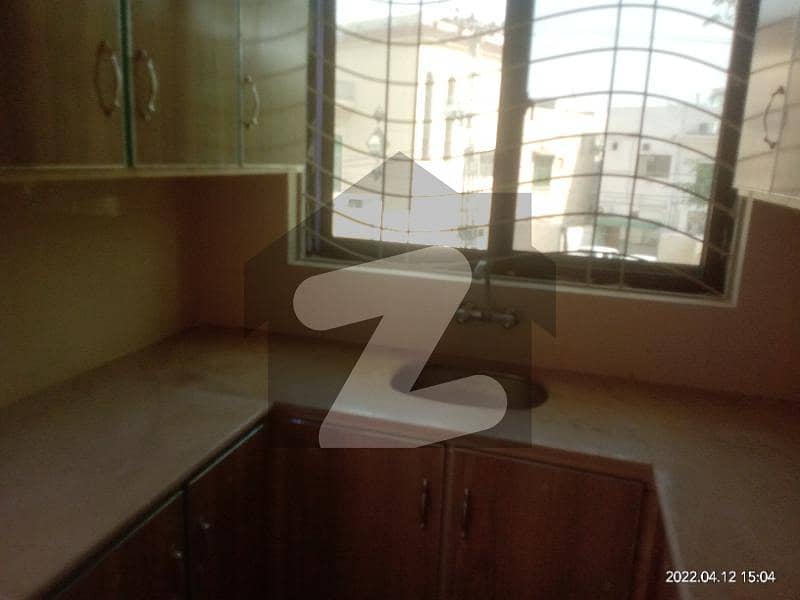 نیو گارڈن ٹاؤن لاہور میں 4 کمروں کا 1 کنال مکان 4.5 کروڑ میں برائے فروخت۔