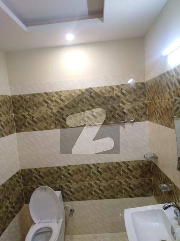 بحریہ ٹاؤن ۔ سیکٹر ایف بحریہ ٹاؤن لاہور میں 2 کمروں کا 4 مرلہ فلیٹ 40 ہزار میں کرایہ پر دستیاب ہے۔