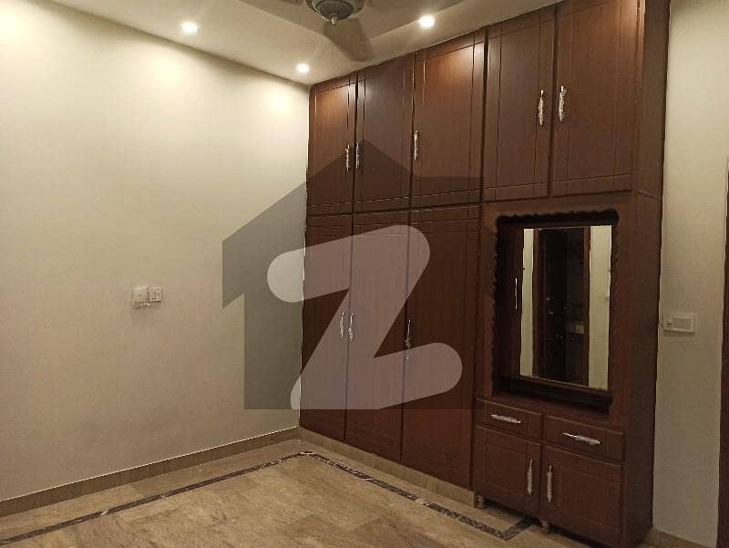 1 Kanal Upper Portion Is Available For rent In Model Town