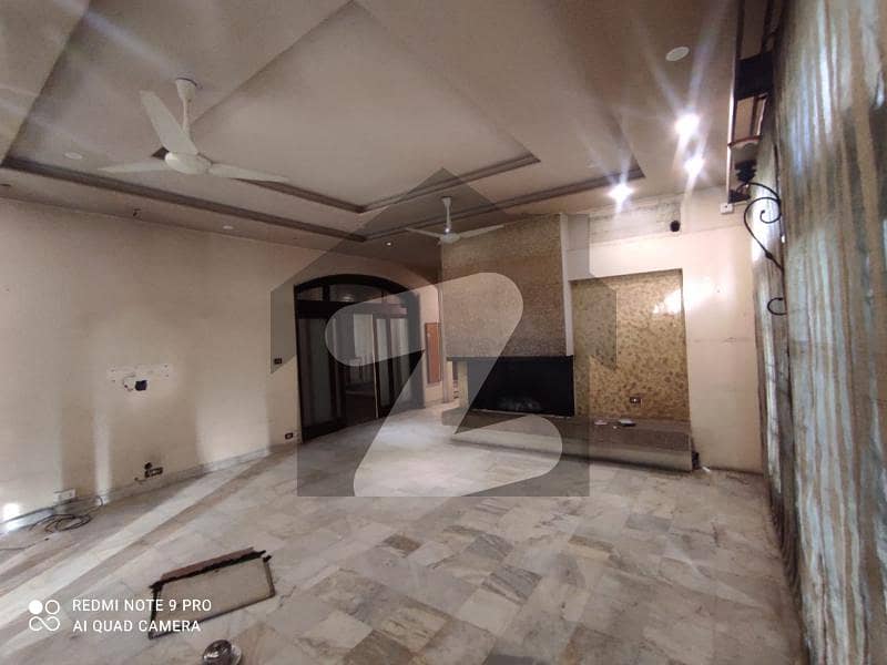 2 Kanal House Is Available For Rent In Gulberg Main Location For Commercial Purpose