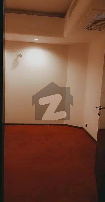 ای ۔ 12/2 ای ۔ 12 اسلام آباد میں 5 کمروں کا 16 مرلہ مکان 9.5 کروڑ میں برائے فروخت۔