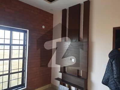 10 Marla Upper Portion 3 Beds for Rent in Bahria Town Lahore