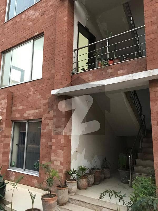 1125 Square Feet Flat In Low Cost - Block D Is Available