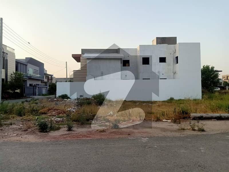 HighlyDesirable Corner Residential Plot Available In River Garden