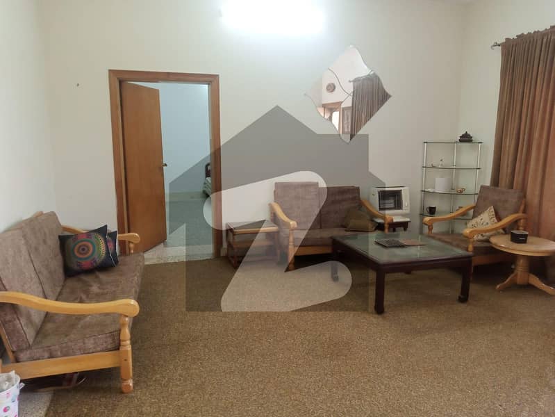 Prime Location In Bahria Town Phase 2 800 Square Feet Flat For rent