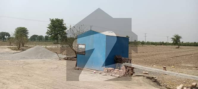 Commercial Plot Available For Rent Only Contact Multinational Company