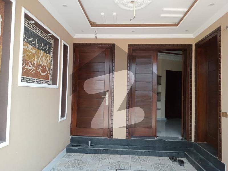 پارک ویو سٹی ۔ جاسمین بلاک پارک ویو سٹی لاہور میں 5 کمروں کا 10 مرلہ مکان 1.15 لاکھ میں کرایہ پر دستیاب ہے۔