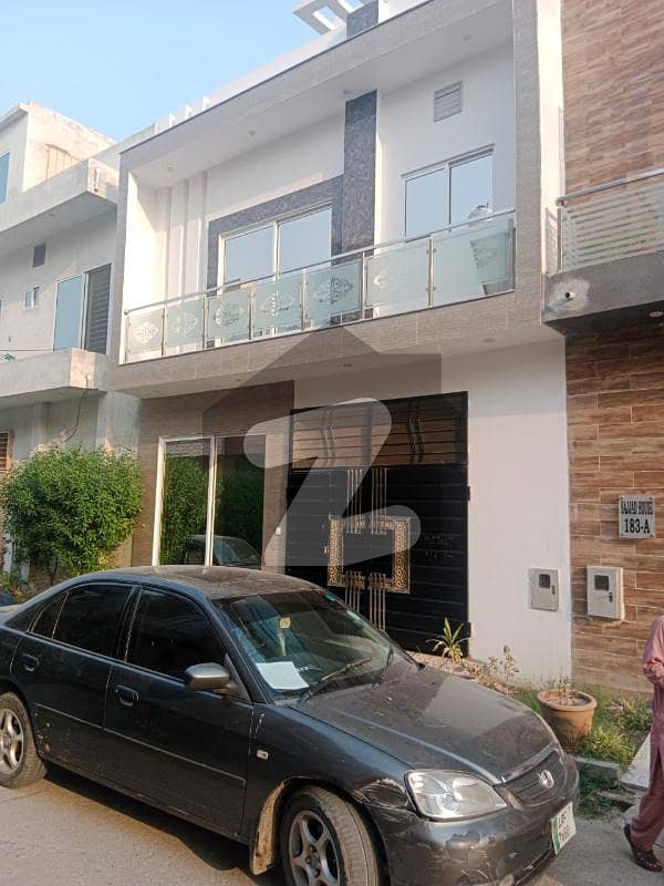 الکبیر ٹاؤن - فیز 1 الکبیر ٹاؤن رائیونڈ روڈ لاہور میں 3 کمروں کا 3 مرلہ مکان 88 لاکھ میں برائے فروخت۔