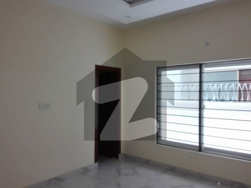 500 Square Feet Flat For rent In Beautiful Jinnah Gardens Phase 1