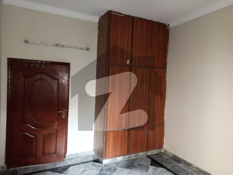 Upper Portion For Rent In Lalazar Upper Portion For Rent In Lalazar