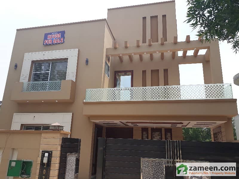 Kashif Builders Offer 10 Marla Brand New Beautiful Luxurious House For Sale In Bahria Town Lahore Kashif Builders Offer 10 Marla Brand New Beautiful Luxurious House For Sale In Bahria Town Lahore