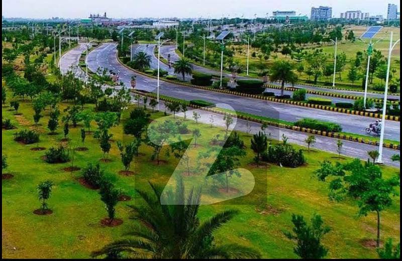 Gulberg Islamabad Main Expressway 4 Kanal Commercial Plot