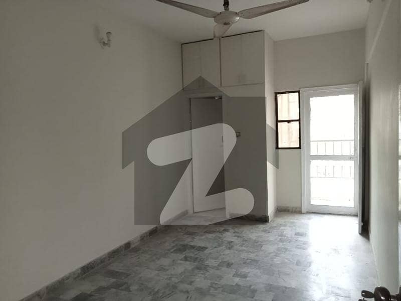 2 Bedroom Apartment Bungalow Facing