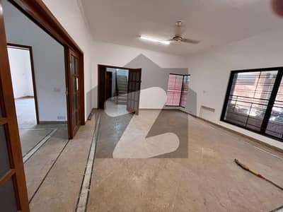 55 Marla Commercial House For Ent In Gulberg