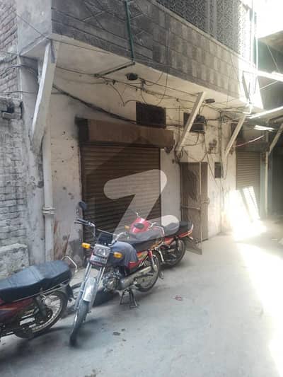 450 Square Feet Shop Is Available In Urdu Bazar