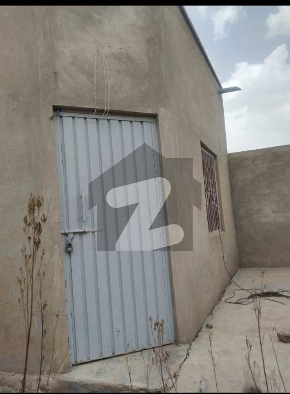 فورٹ منرو ڈیرہ غازی خان میں 1 کمرے کا 6 مرلہ مکان 18 لاکھ میں برائے فروخت۔