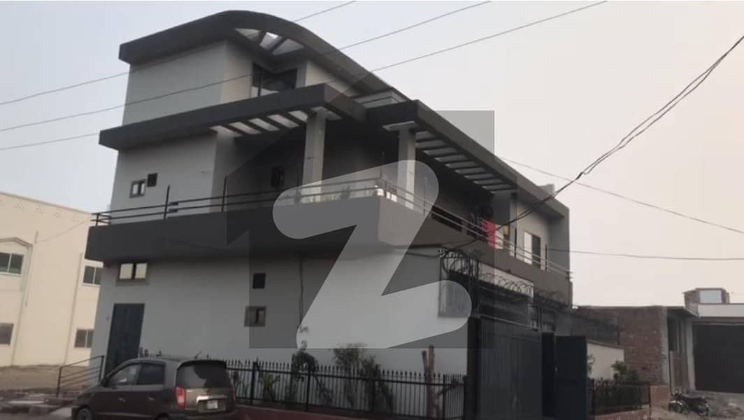 A Stunning House Is Up For Grabs In Lahore - Sheikhupura - Faisalabad Road Lahore - Sheikhupura - Faisalabad Road