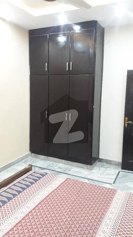 واپڈا ٹاؤن ایکسٹینشن واپڈا ٹاؤن لاہور میں 2 کمروں کا 10 مرلہ بالائی پورشن 40 ہزار میں کرایہ پر دستیاب ہے۔