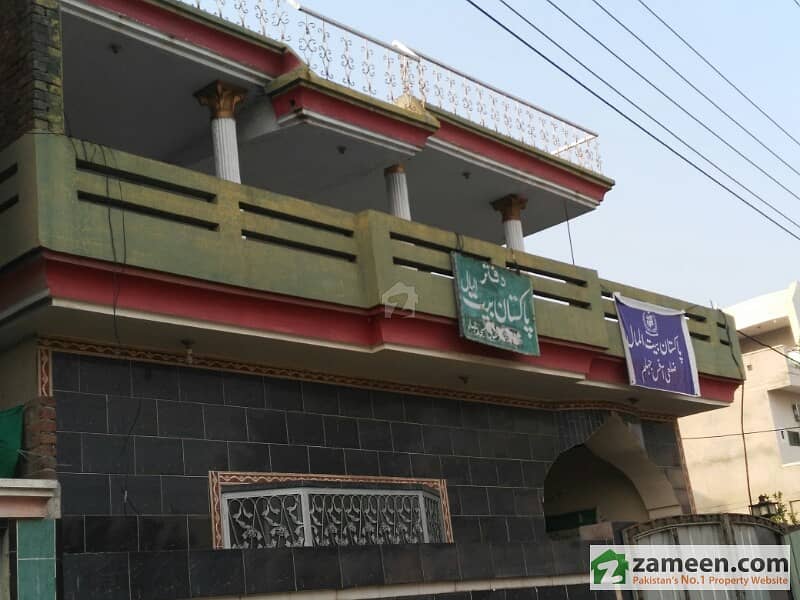 سوِل لائن جہلم میں 4 کمروں کا 5 مرلہ مکان 65 لاکھ میں برائے فروخت۔