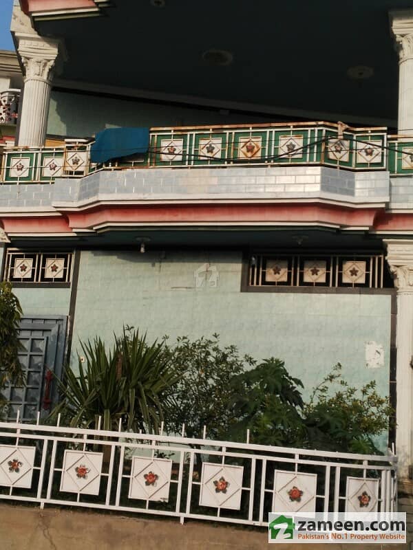 سوِل لائن جہلم میں 4 کمروں کا 5 مرلہ مکان 85 لاکھ میں برائے فروخت۔