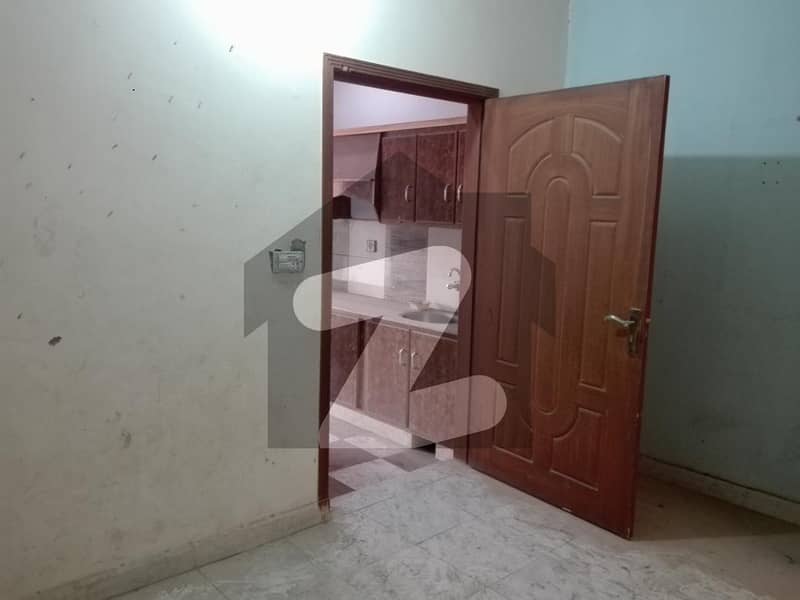 House Sized 3 Marla Available In Allama Iqbal Town - Huma Block