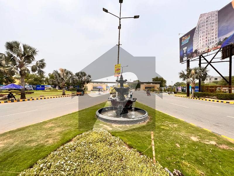 Very Low Price Plot File Available On Ideal Location In Park View City Lahore