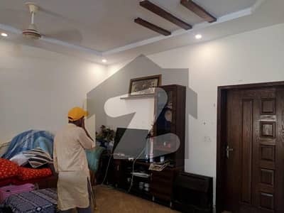 8 Marla Lower Portion For Rent In Ali Block Bahria Town Lahore