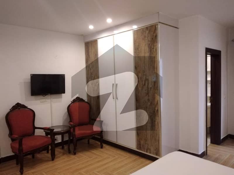 8 Marla Flat For Rent In Ghazi Road Lahore