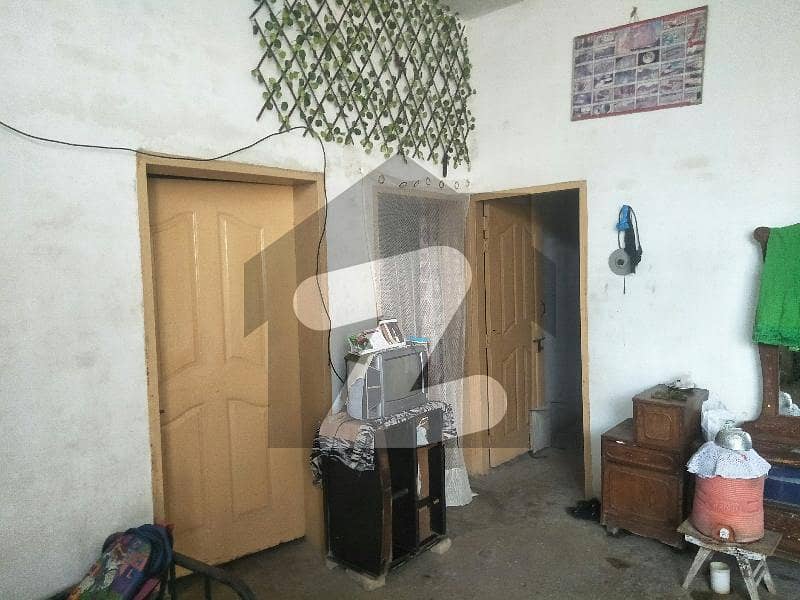 چکراروڈ راولپنڈی میں 3 کمروں کا 10 مرلہ مکان 60 لاکھ میں برائے فروخت۔