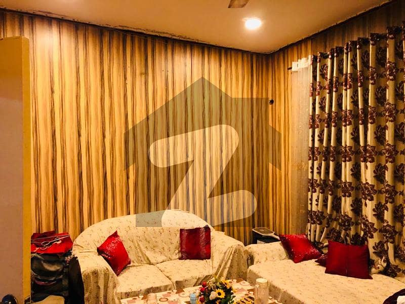 اسلام پورہ لاہور میں 5 کمروں کا 5 مرلہ مکان 1.2 کروڑ میں برائے فروخت۔
