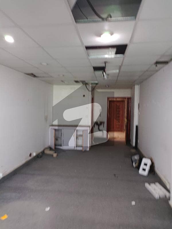 I. j. p Road Brand New Lower Ground Floor 2000 Sqft Available On Very Very Reasonable Rent