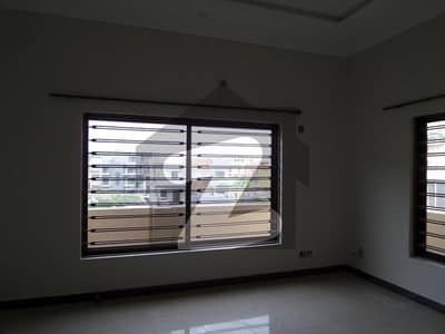 Room Sized 500 Square Feet Available In Gulraiz Housing Scheme